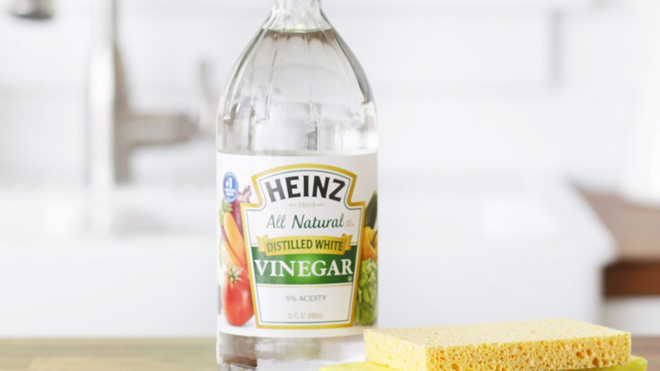 How to Use Distilled White Vinegar for Cleaning
