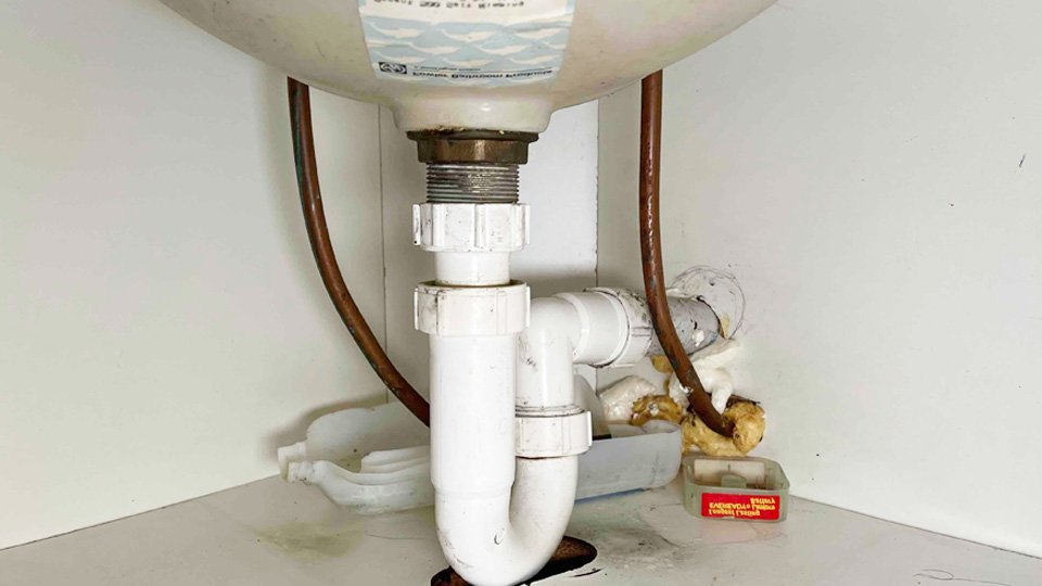 How to Clean a Clogged Sink Drain Naturally