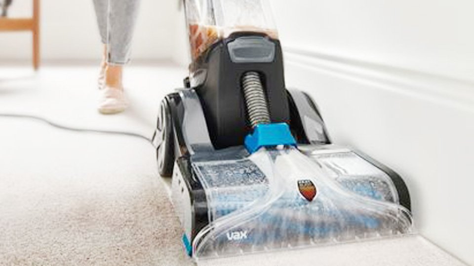 How to Remove the Dirty Water Tank from a Vax Carpet Cleaner
