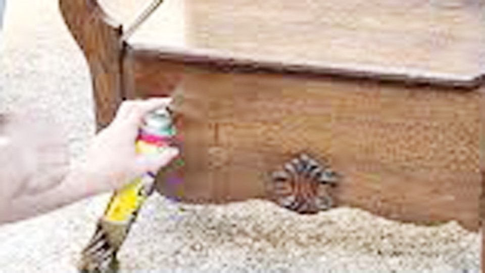 Does Oven Cleaner Strip Furniture