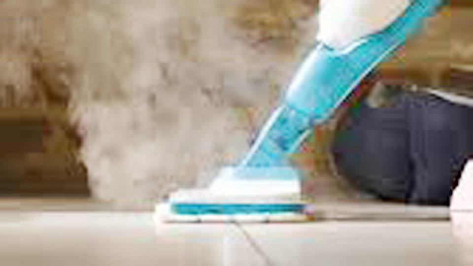 How to Use a Steam Cleaner on Floors